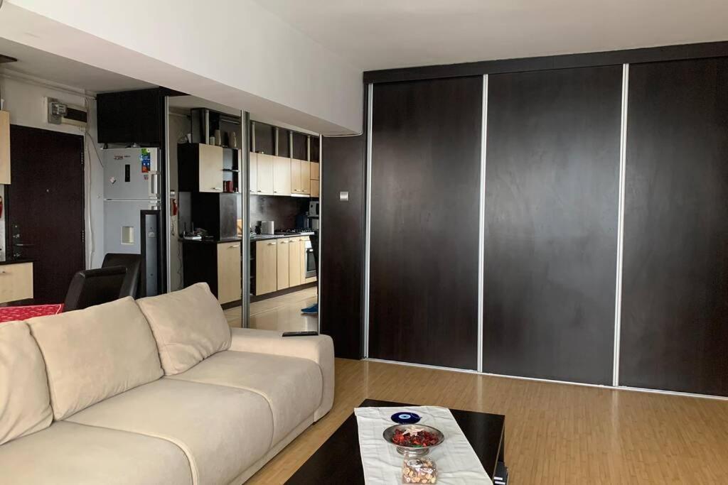 Cozy 2 Rooms Apartment Close To City Center บูคาเรสต์ ภายนอก รูปภาพ